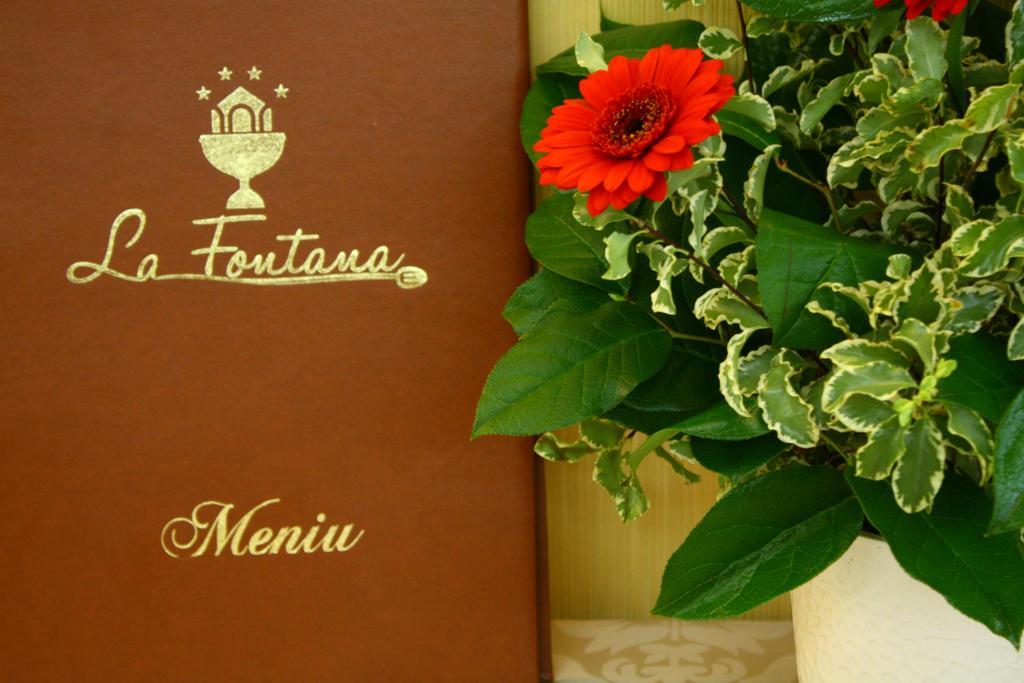 Pension La Fontana バイア·マーレ エクステリア 写真