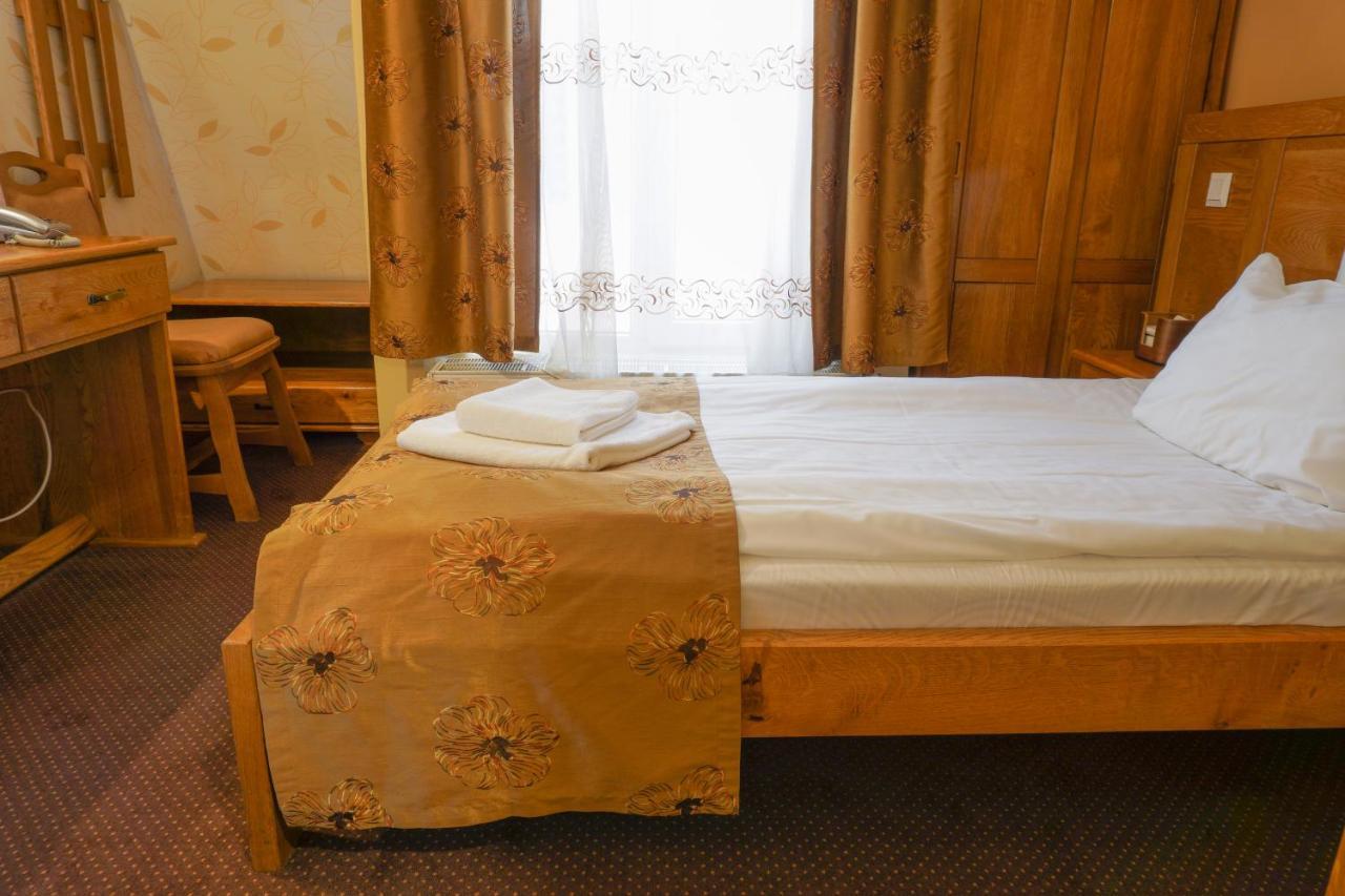 Pension La Fontana バイア·マーレ エクステリア 写真